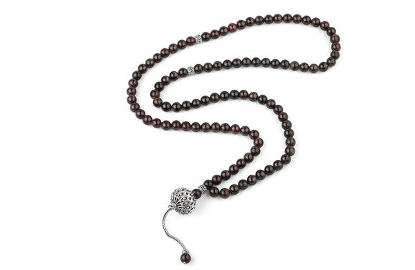 Daring Garnet Tasbih