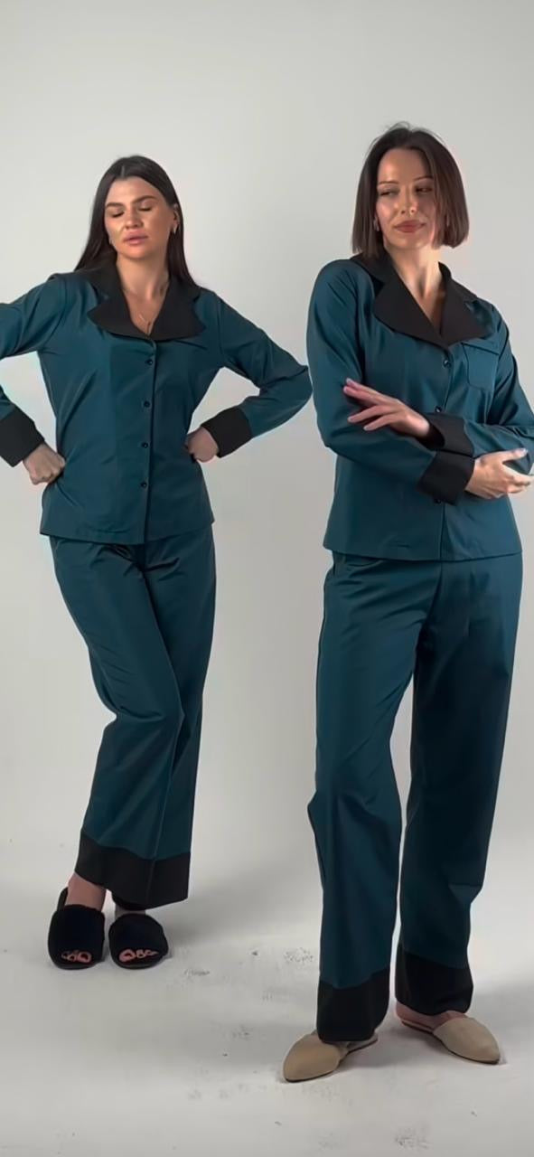 woman's Classic Pajama Set