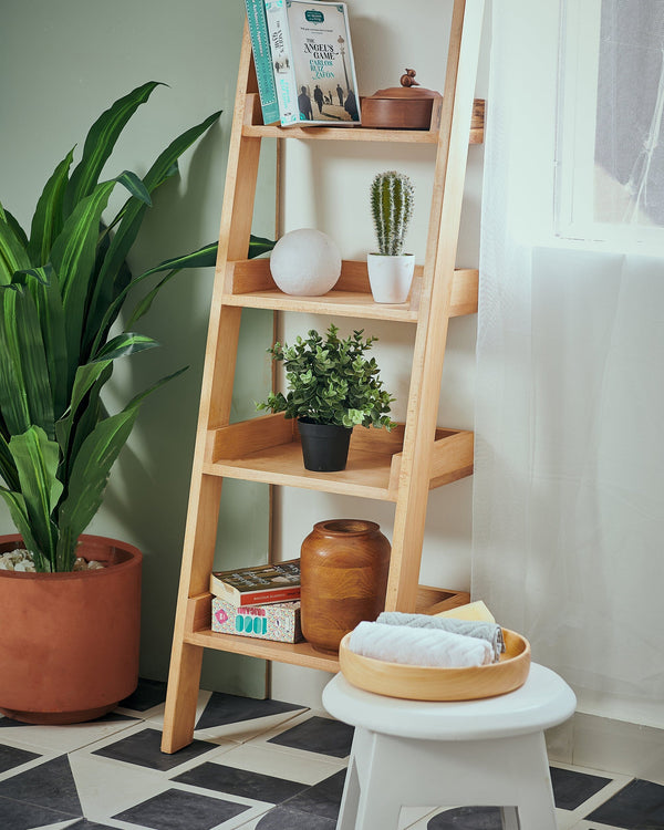 "Leaning-L" - Shelving Unit