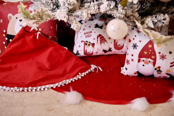 Tree Skirt Velvet With Pom Pom 1M Diameter