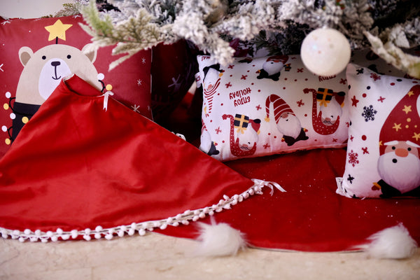 Tree Skirt Velvet With Pom Pom Or Fur Balls 1.4M Diameter